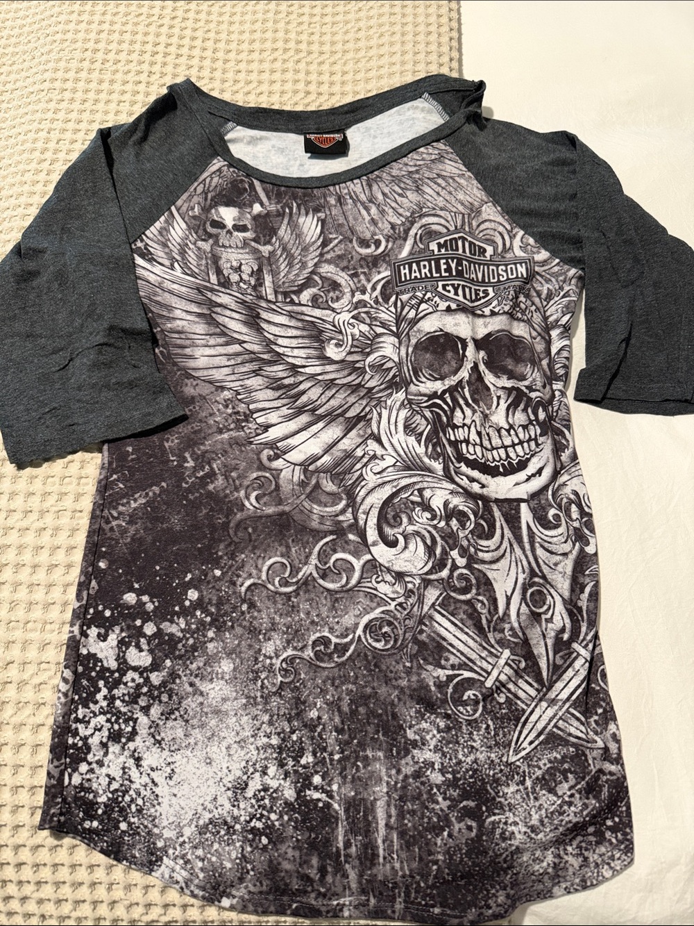 Harley-Davidson Black & Gray Skull Wing Raglan Tee